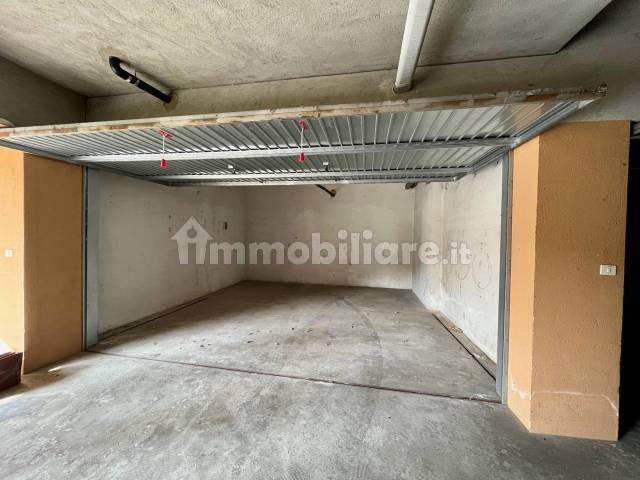 Box auto doppio 25 m2