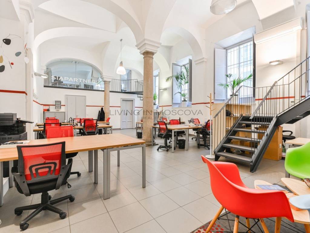 Ufficio - Studio via Cappuccio 21, Milano, Rif. 110969351 - Immobiliare.it