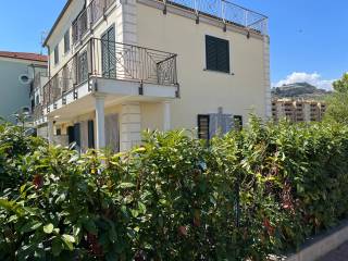 Foto - Si vende Bilocale con terrazzo, Riviera dei Fiori, Riva Ligure