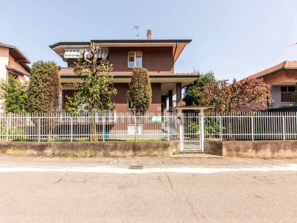 vendita-villa-vialabriola18-lainate-60