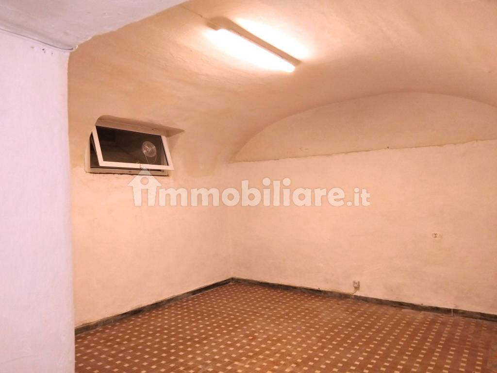 immobiliare monfort - tel.010.25.10.004