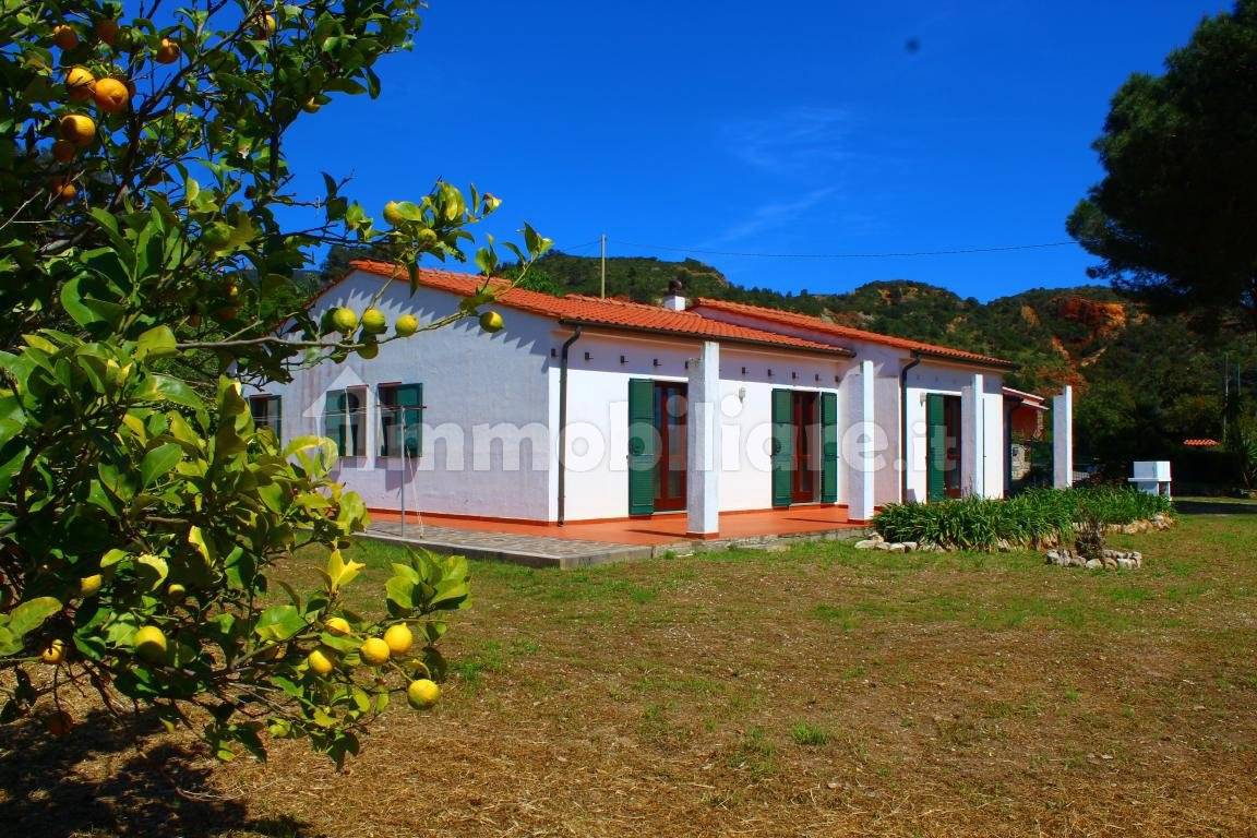 Villa in vendita a Rio