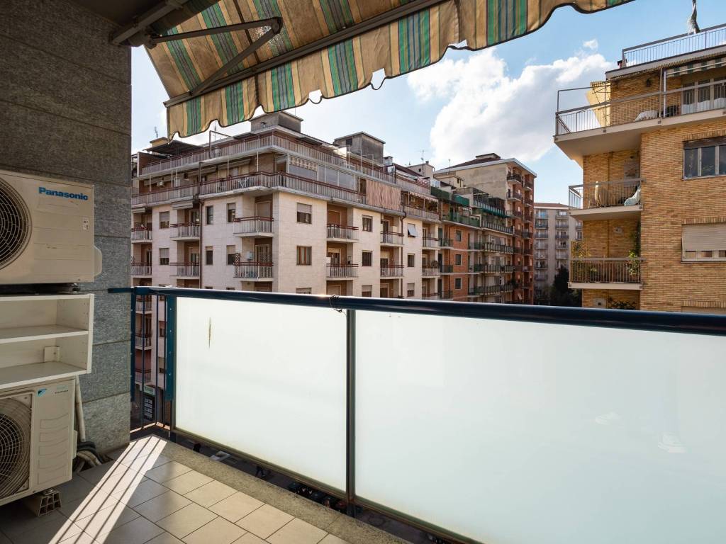 balcone strada