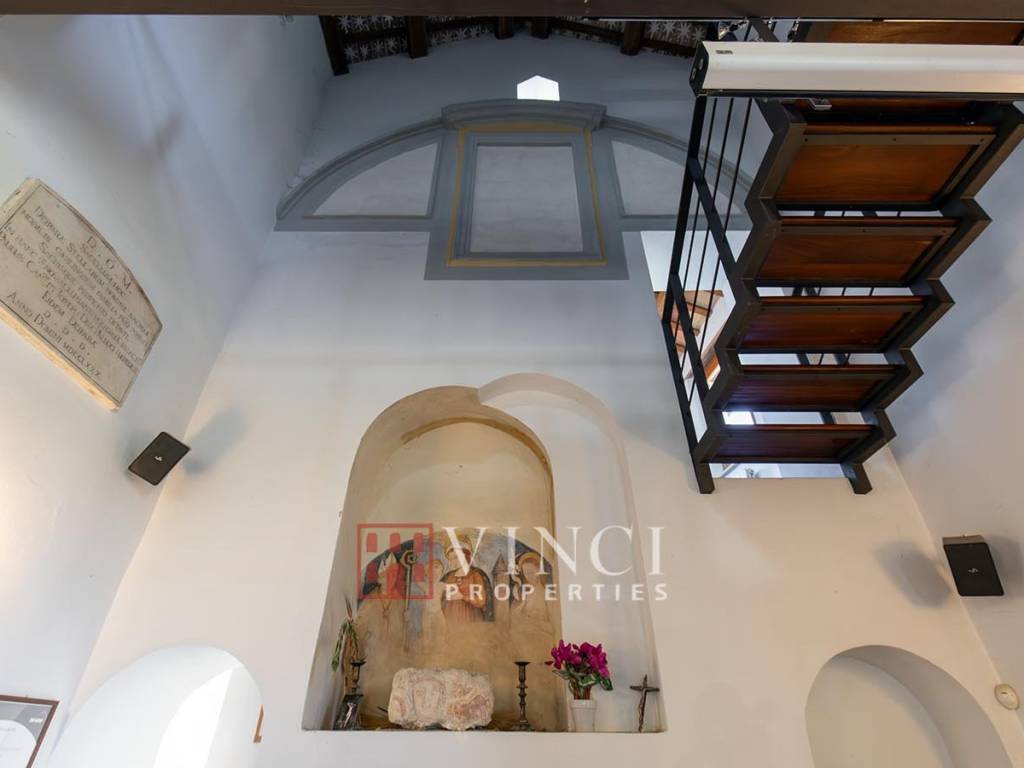 Chiesa ristrutturata in vendita nelle Marche