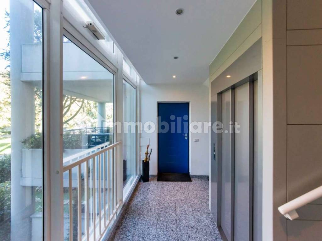 vendita_trilocale_terrazzo_boxdoppio_arese_vialese