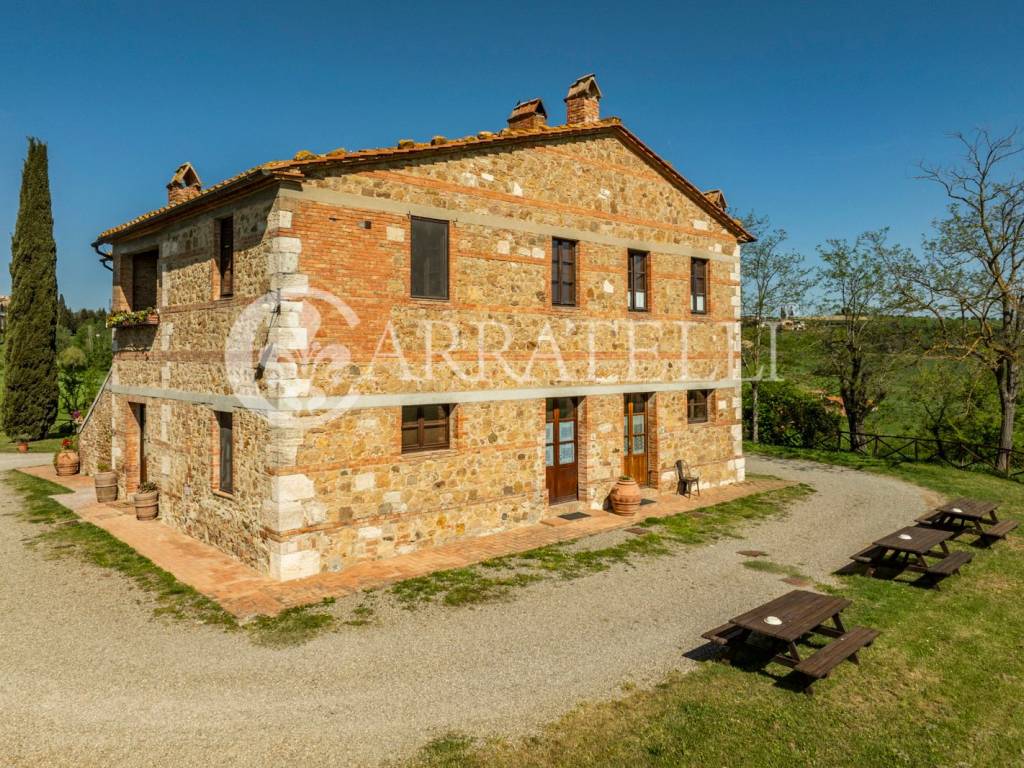 Casale in Pietra panoramico a San Quirico d Orcia