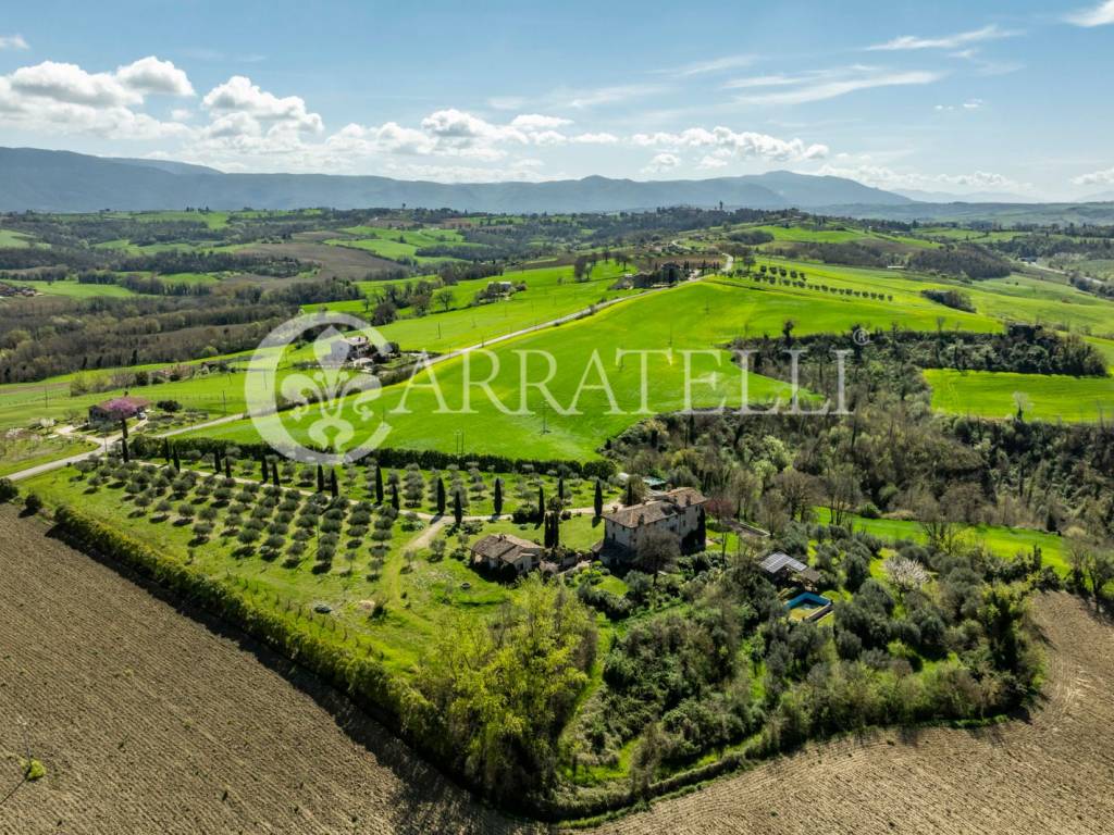 Casale ex torre di avvistamento