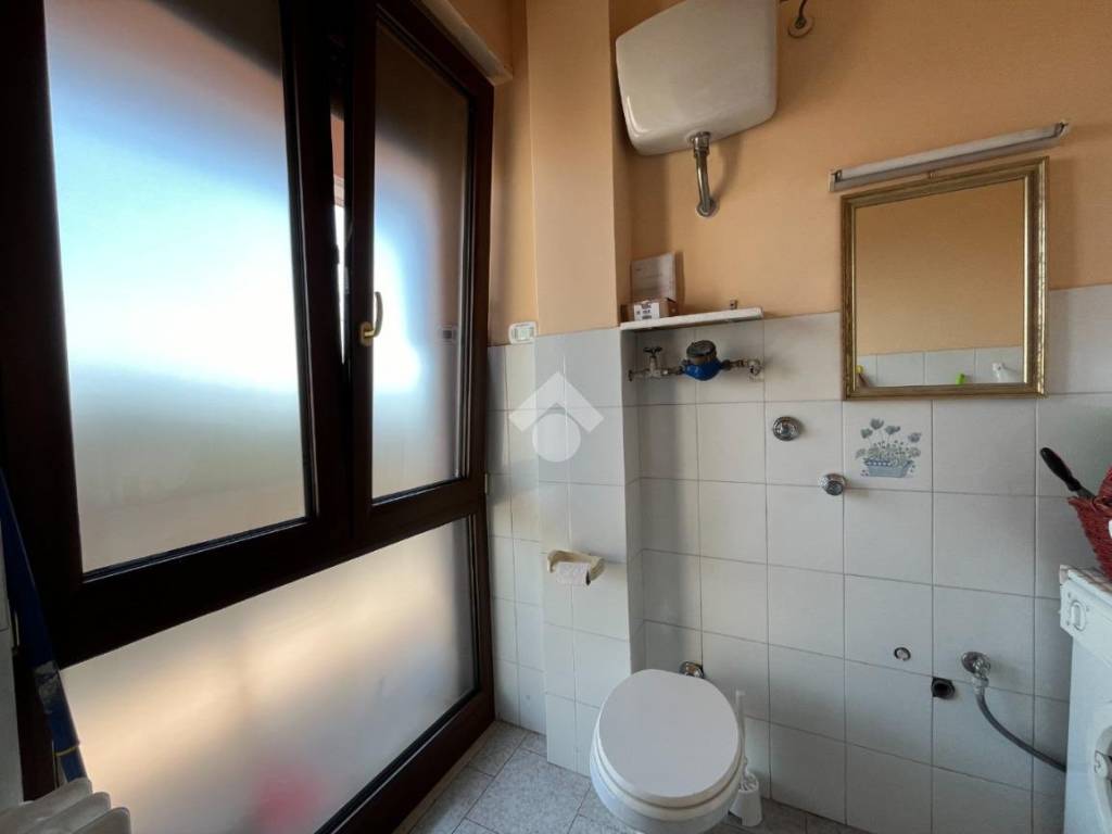 Bagno uso lavanderia