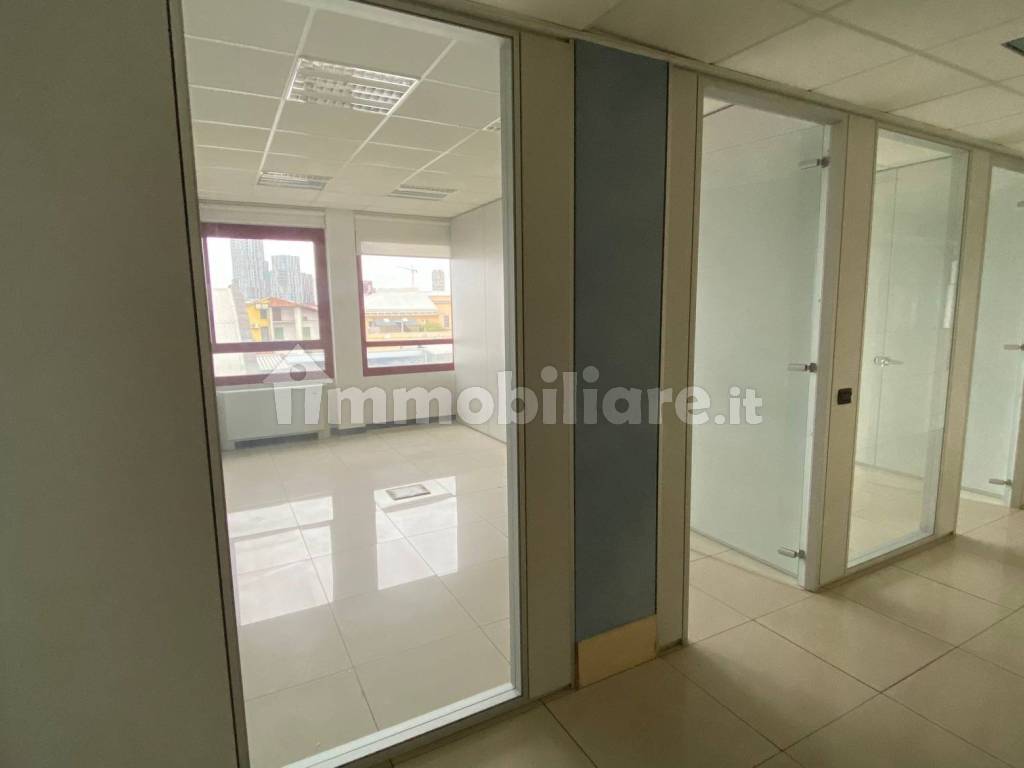 ufficio in locazione