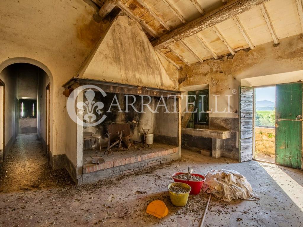 Casale in Pietra da ristrutturare a Pienza