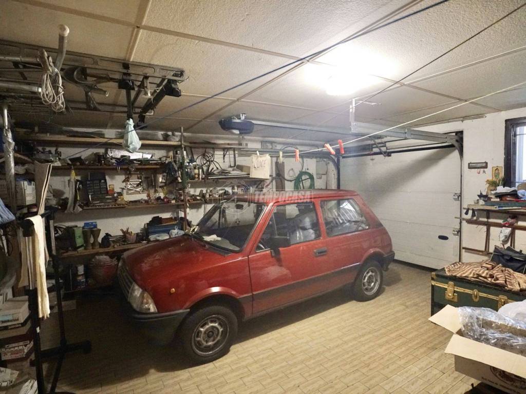 garage