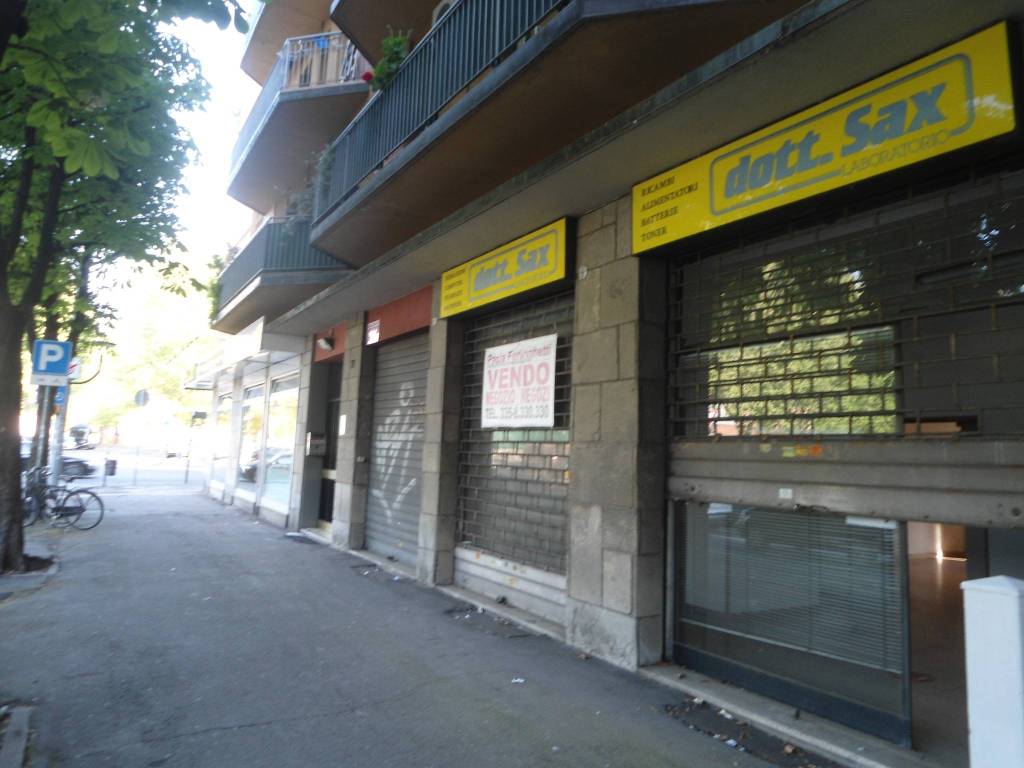 Commercial property via Donato Creti 77, Bologna, Ref. 111035509 Immobiliare.it