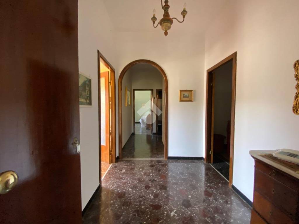 ingresso interno PRIMO PIANO