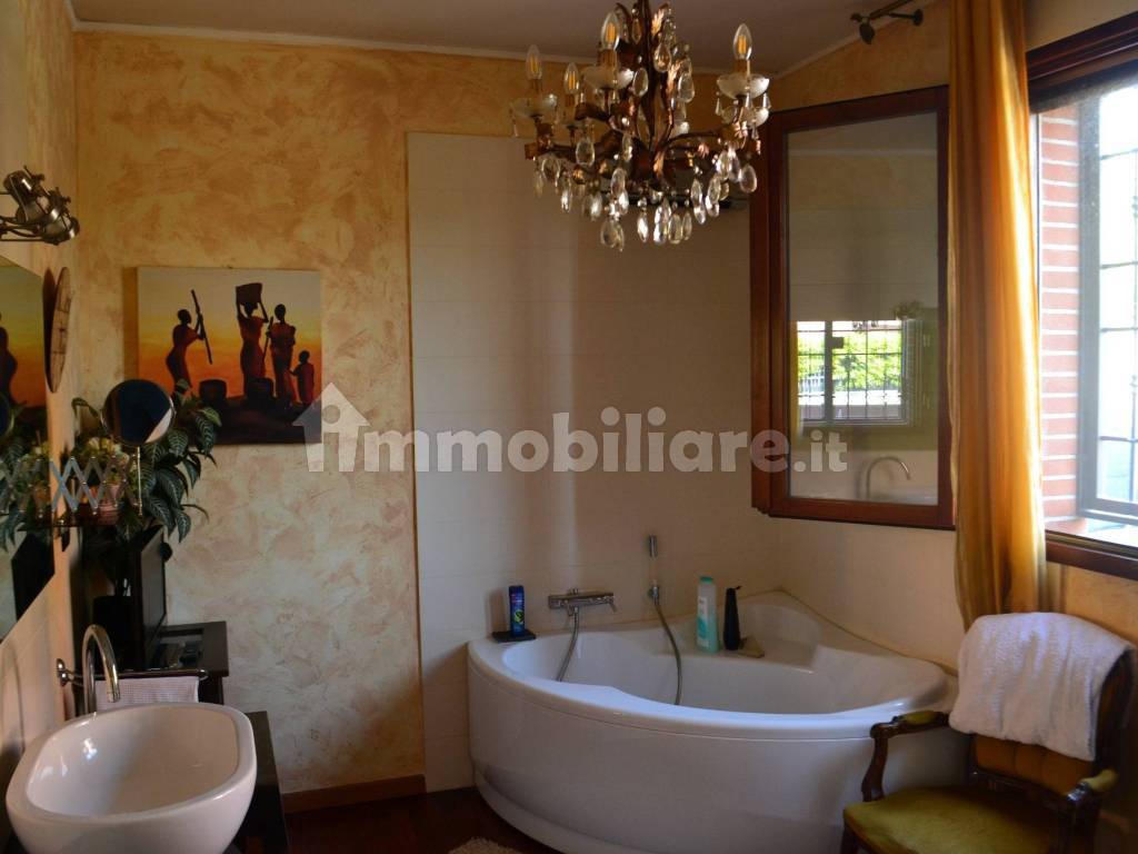 BAGNO PRINCIPALE