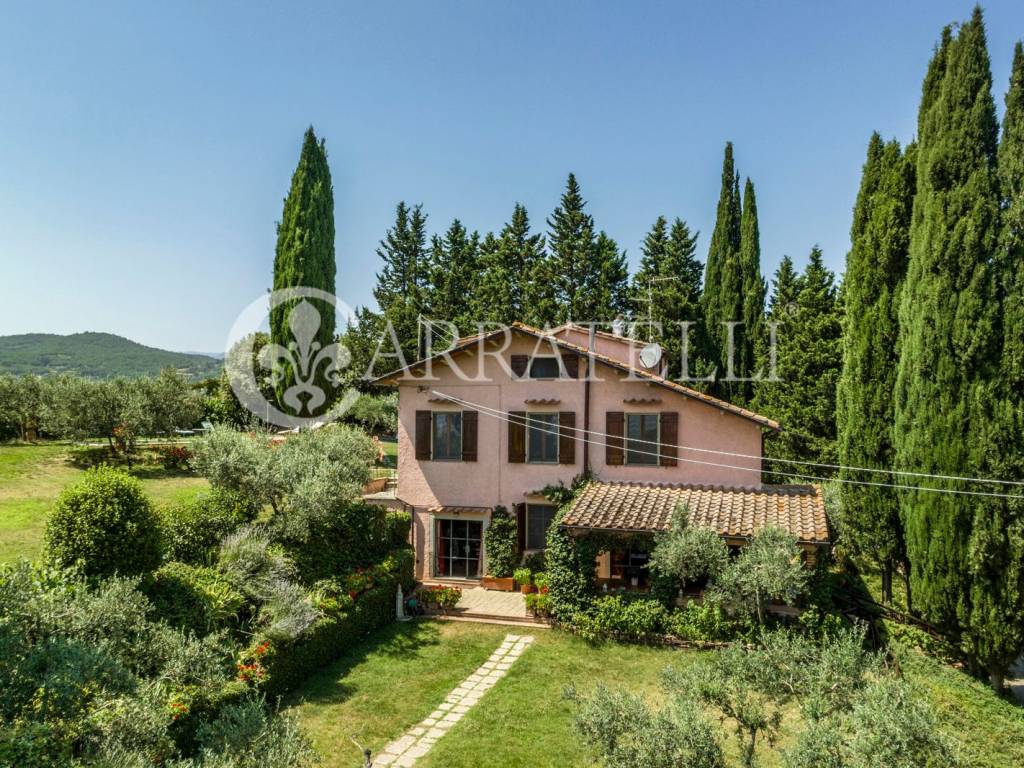 Villa con piscina sulle colline di Capolona