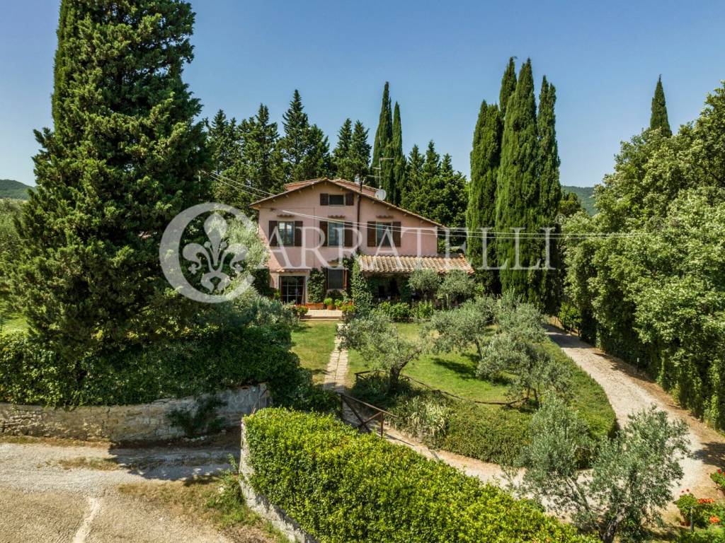 Villa con piscina sulle colline di Capolona