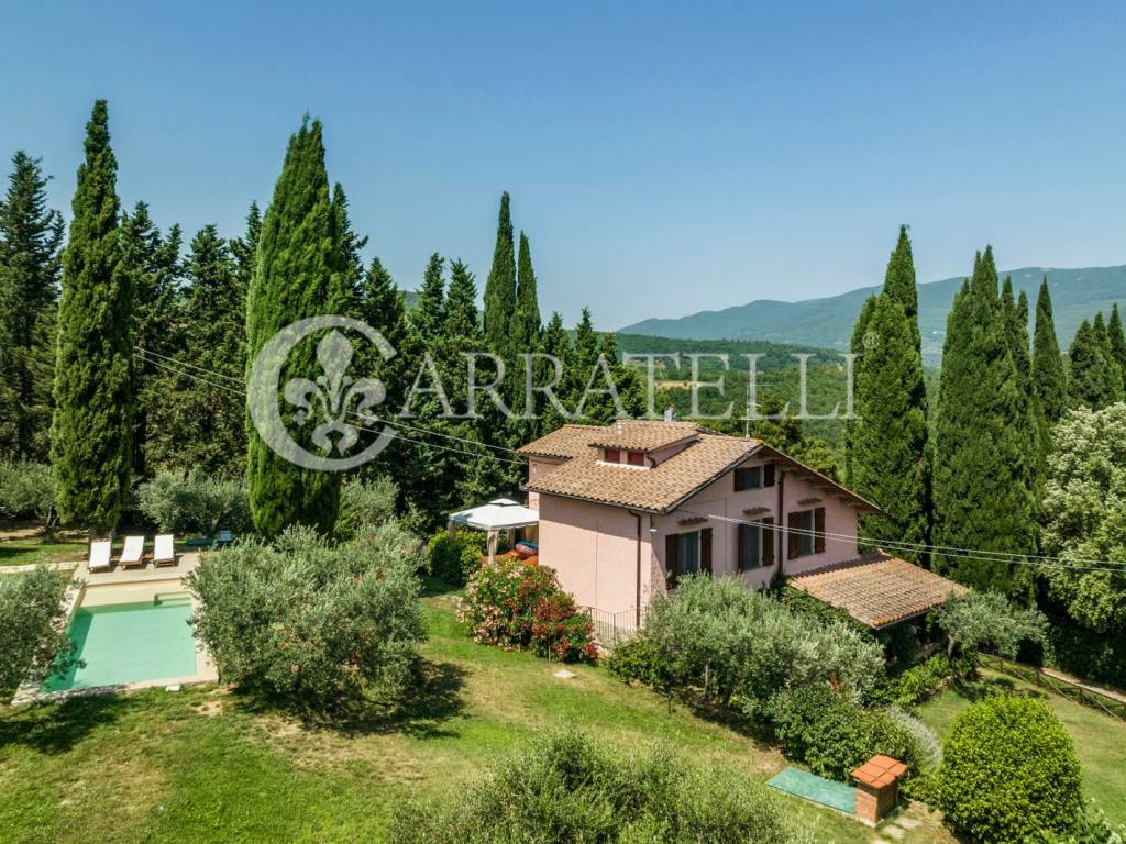 Villa con piscina sulle colline di Capolona