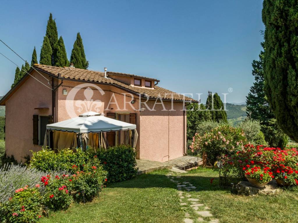 Villa con piscina sulle colline di Capolona