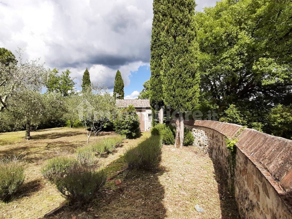 Complesso colonico con piscina, Radicondoli-Siena