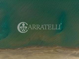 Ruderi con accesso al mare a Castagneto Carducci