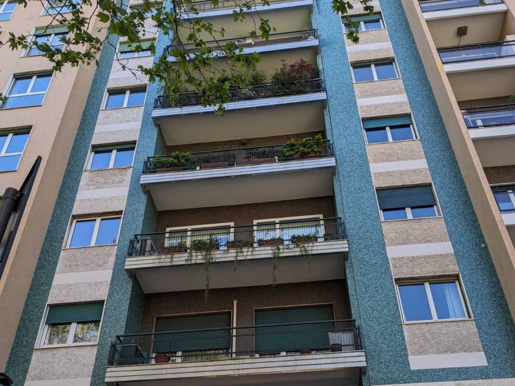 Appartamento viale Francesco Crispi 5, Moscova, Milano