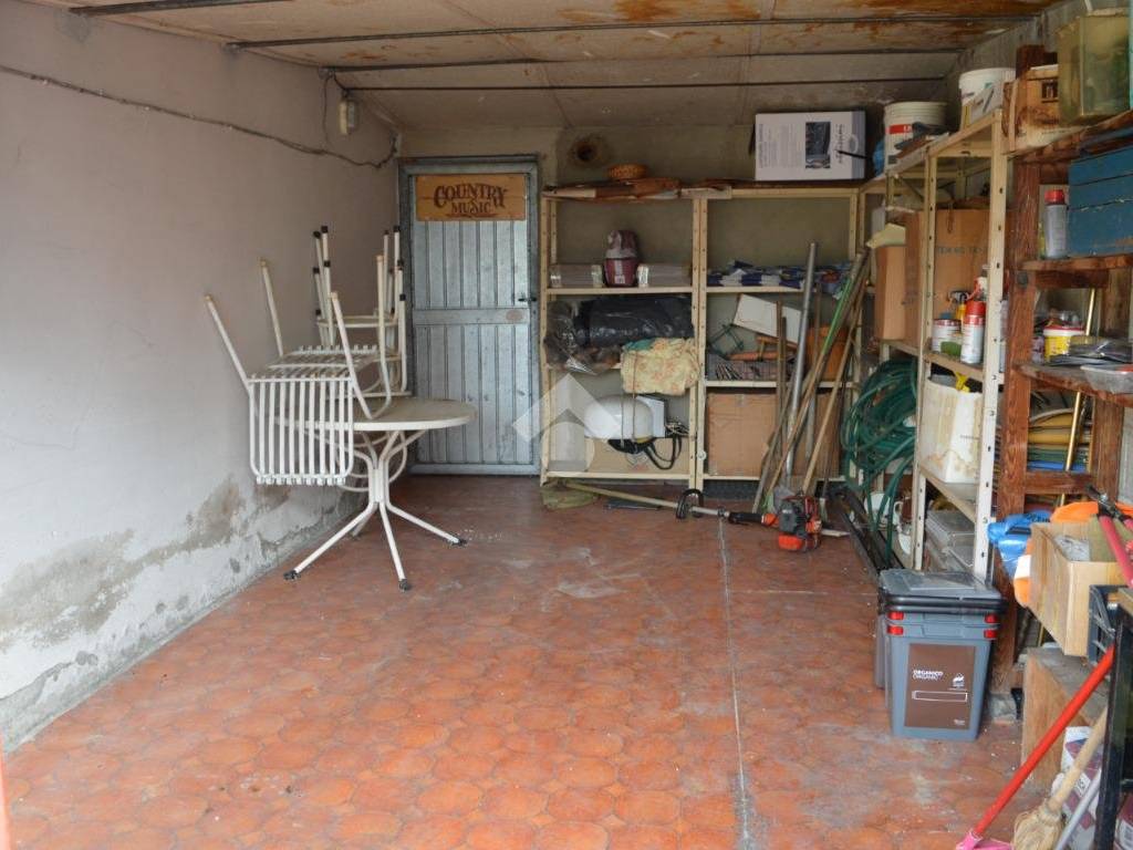 garage