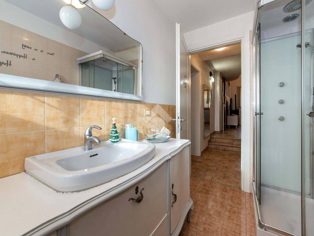 32 bagno1