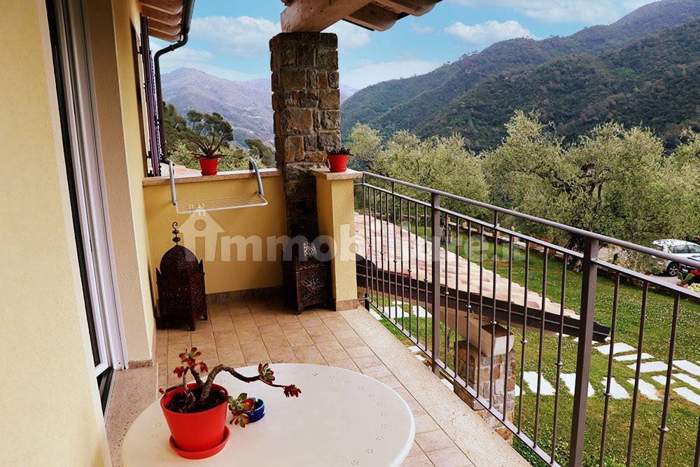 Dolceacqua-Liguria-villa-for-sale-le-46002-211