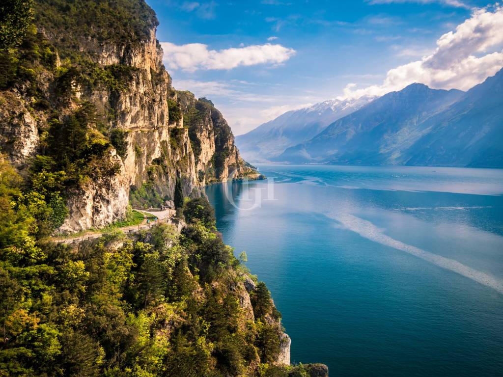 Garda Lake