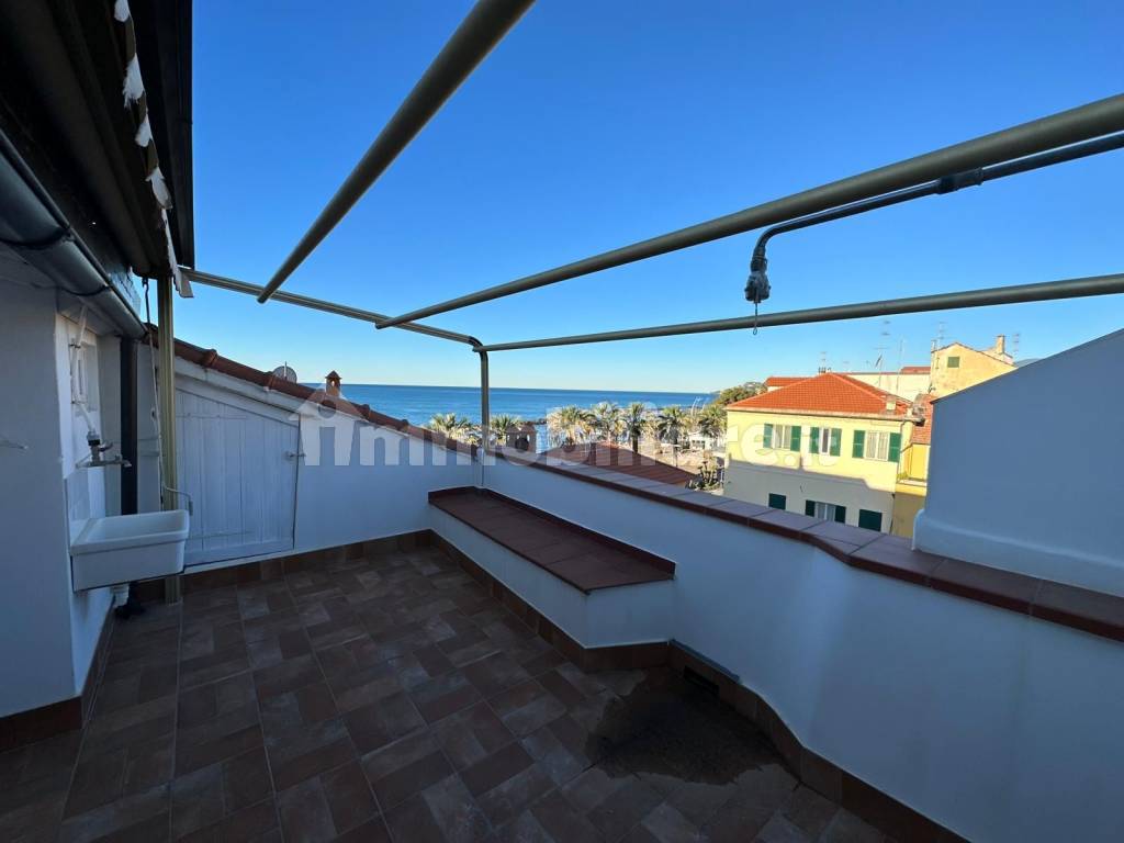 terrazza fronte mare