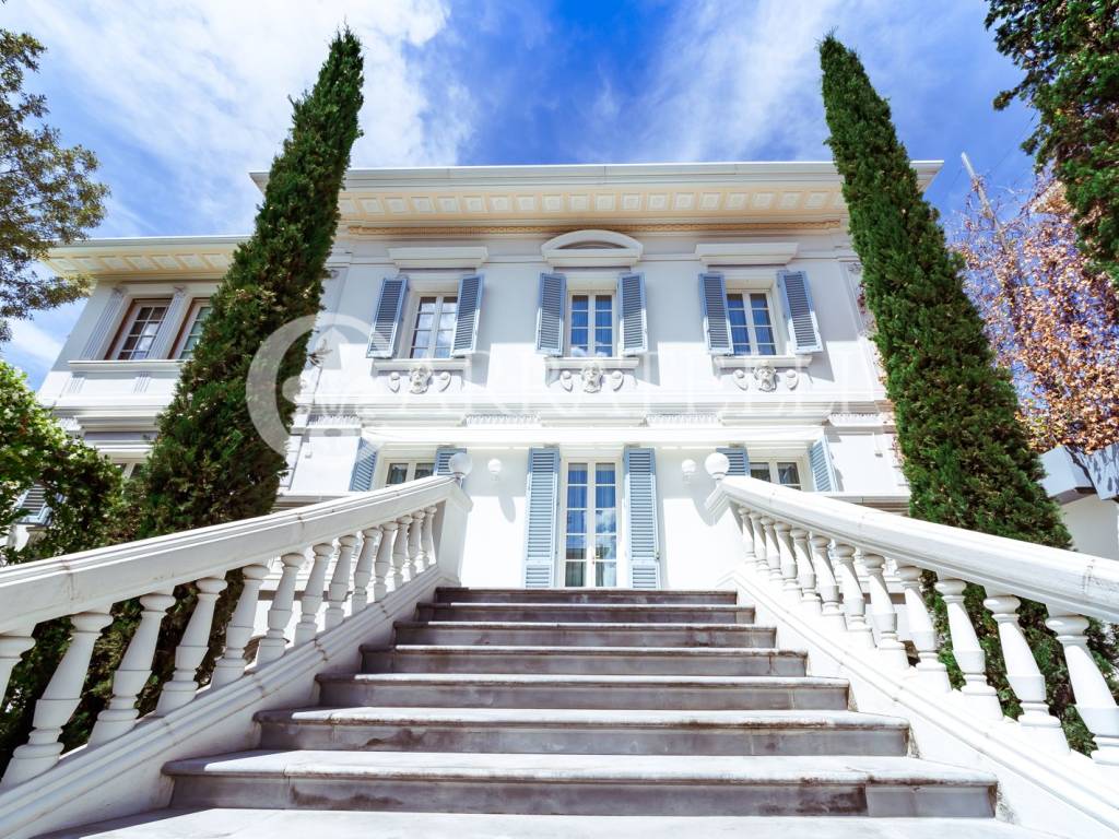 Villa di charme con giardino e piscina a Empoli