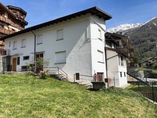 Foto - Vendita villa con giardino, Chiesa in Valmalenco, Valtellina