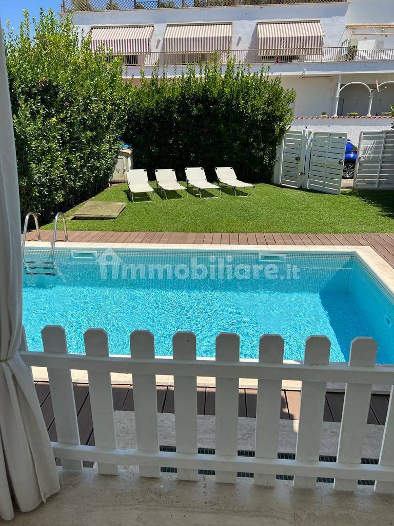 Villa in affitto a Fiumicino