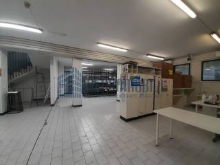 magazzino/laboratorio