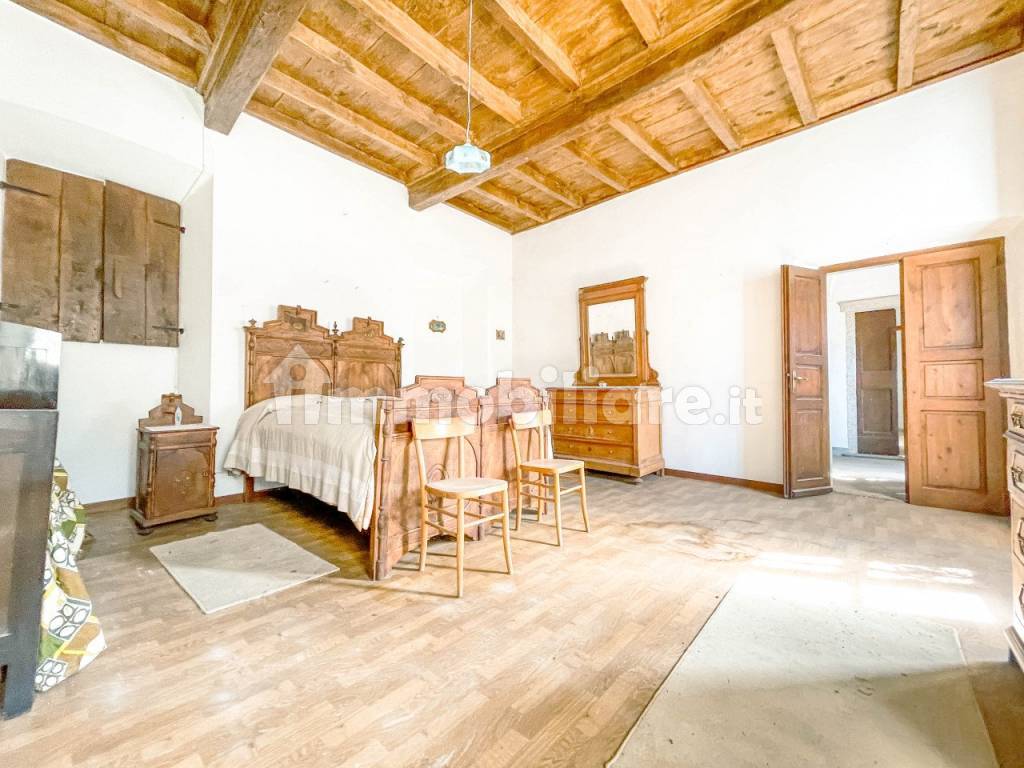 casa vendita sanmaurizio letto4