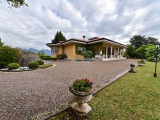 Foto - Vendita villa con giardino, Lecco, Lago di Como