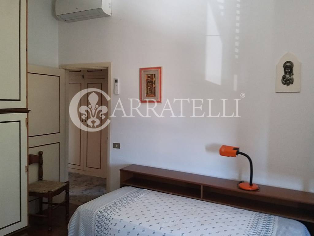 appartamento in piccola palazzina con garage