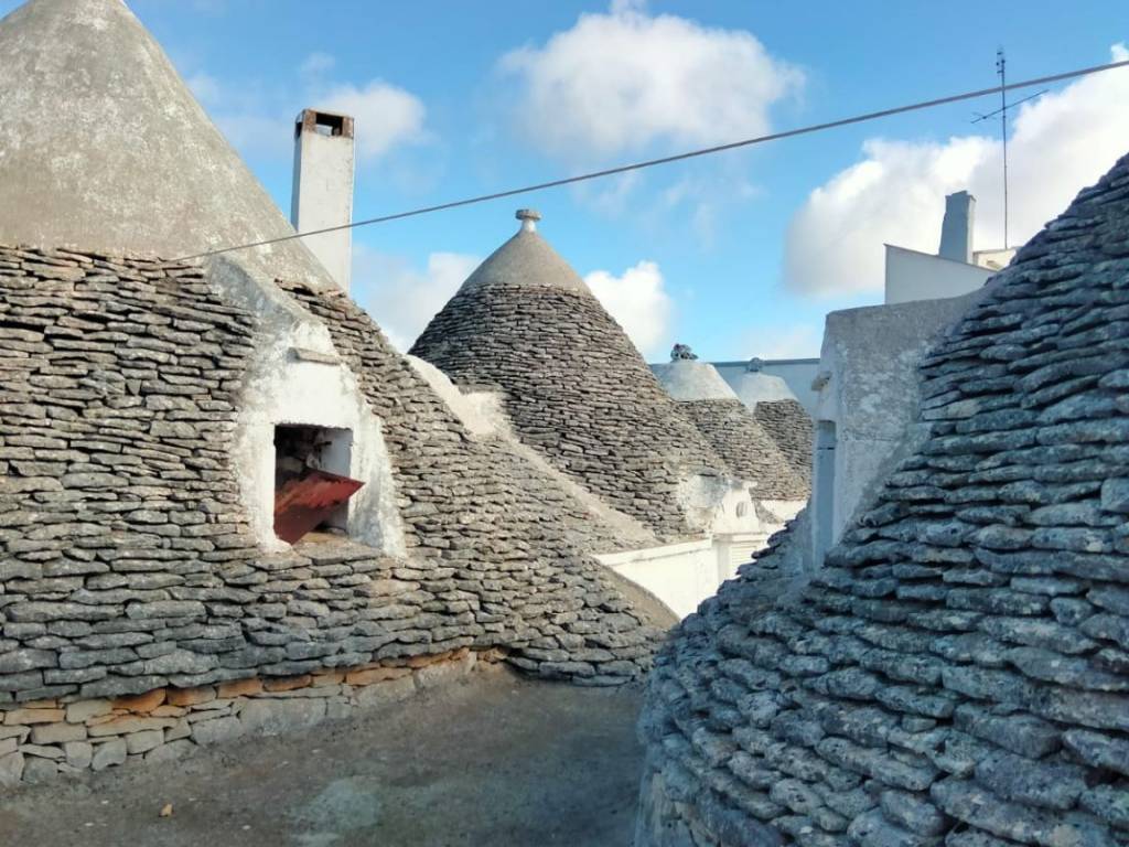 Trullo strada vicinale giacomo cianno, noci