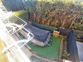 vista piscina dal balcone