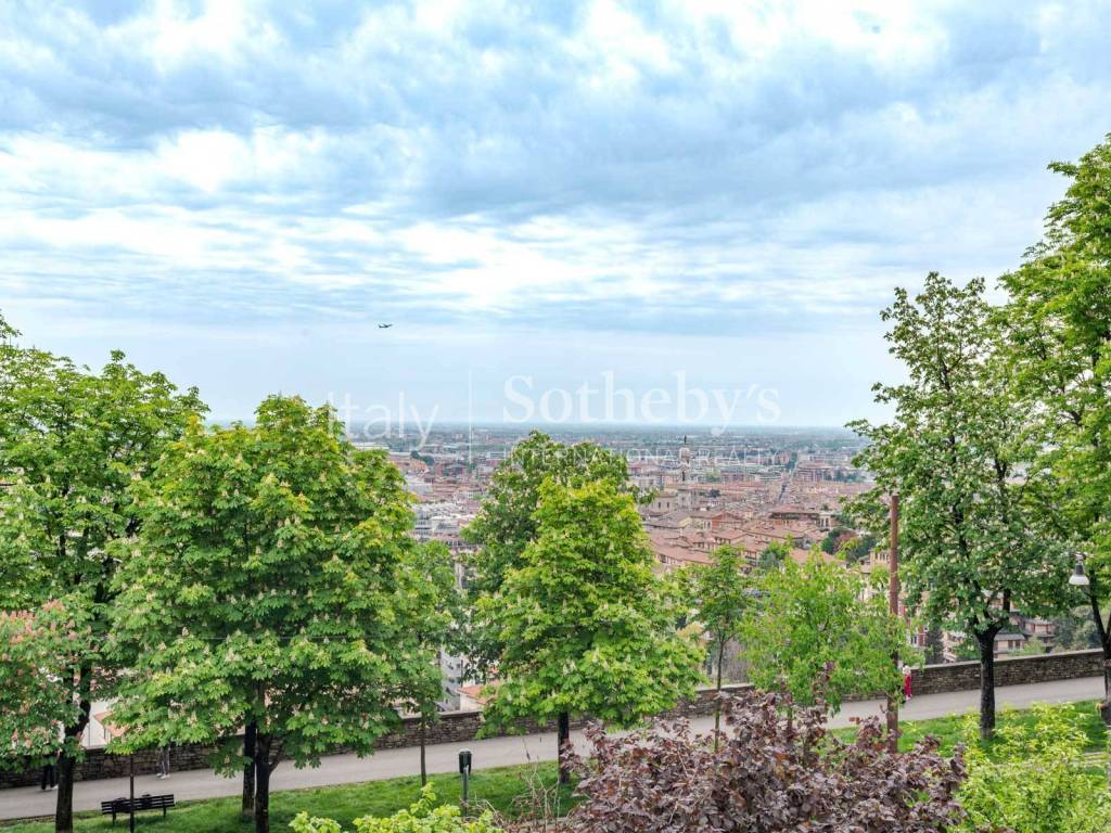 Vista su Bergamo bassa