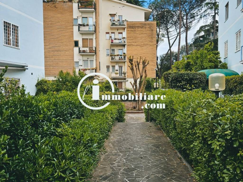 Cortile condominiale