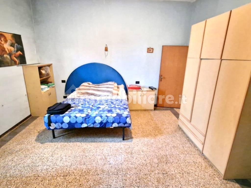 4 camere da letto matrimoniali (1).jpg