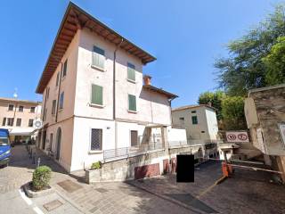 Foto - Appartamento all'asta via Monte Grappa 26, Desenzano del Garda
