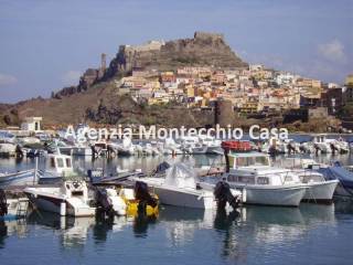 Castelsardo vista dal porto