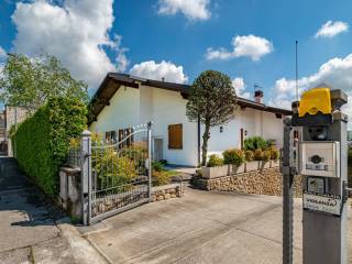 Foto - Vendita villa con giardino, Provaglio d'Iseo, Lago d'Iseo Franciacorta