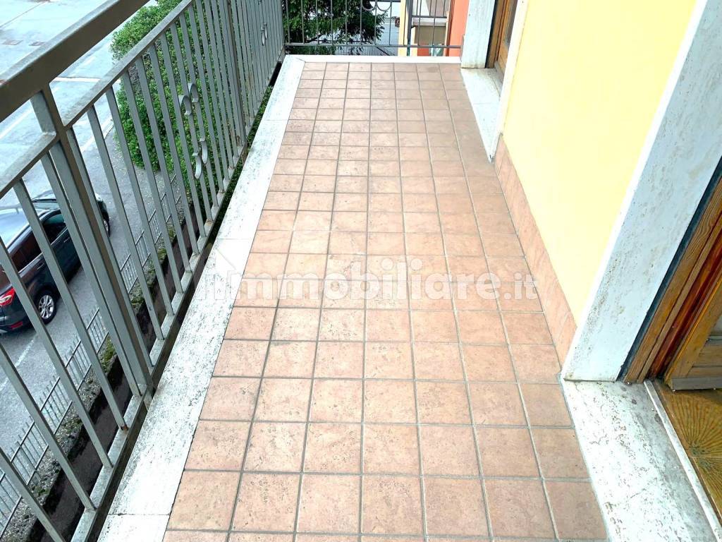 TERRAZZO AMPIO