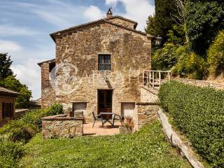 Villa d epoca con borgo e terreno a San Gimignano