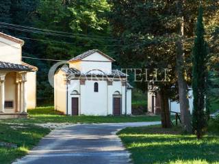 Villa d epoca con borgo e terreno a San Gimignano