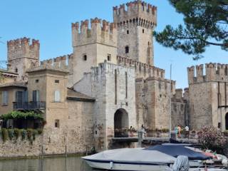 SIRMIONE