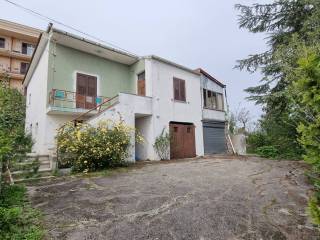 Foto - Vendita casa, giardino, Città Sant'Angelo, Litorale Abruzzese